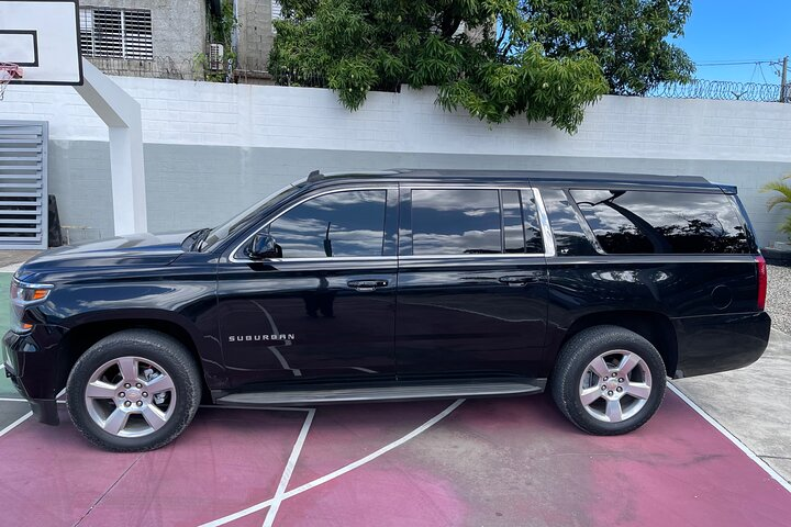 limousine SUV private presidential vip transfer - Photo 1 of 18